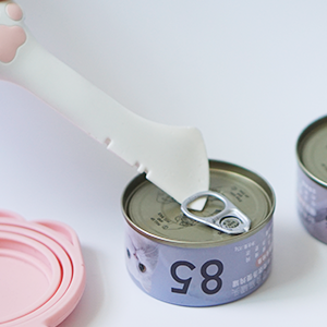 KFX-9713341 Cute Pink Cat Food Can Lid with Spoon for Easy Wet Food Storage