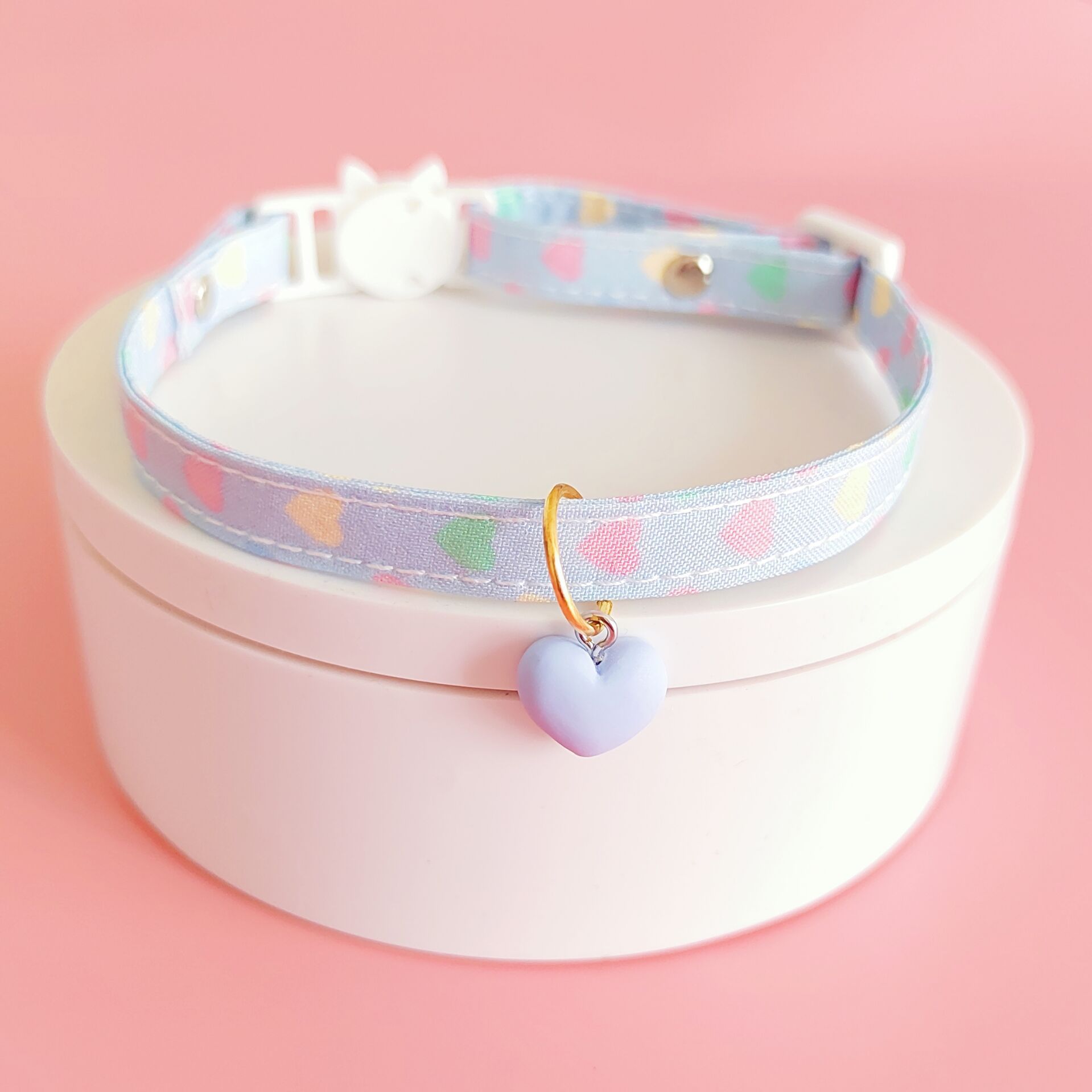 KFX-9723581 Adjustable Love Pattern Cat Collar in Various Colors