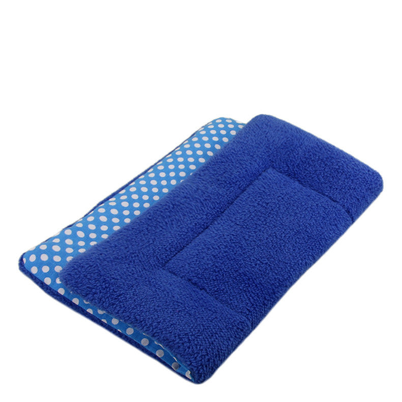 KFX-9729213 Winter Bite Resistant Pet Mat - Various Sizes for Dogs up to 65 kg