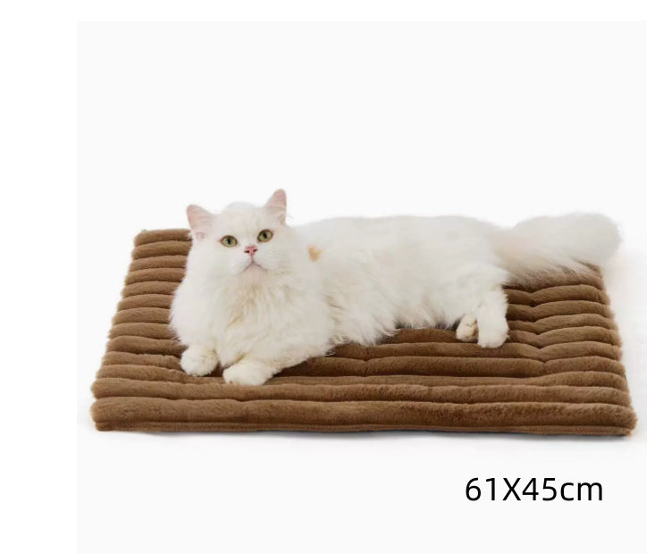 KFX-9736765 Cozy Removable Washable Cat House in Light Beige, Green, or Purple for Winter Comfort