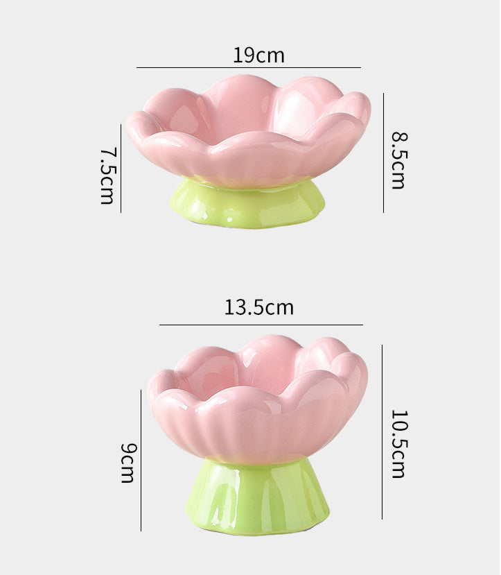 KFX-9781565 Shallow Wide Ceramic Cat Bowl, Anti-Vomiting & Whisker Fatigue Design, Non-Slip Tilted Flower Bowl for Cats, Pink