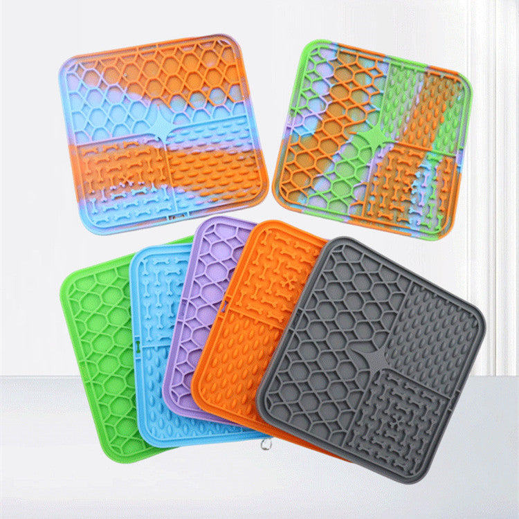 KFX-9787325 Suction Cup Silicone Slow Feeder Bowl with Pet Mat for Dogs and Cats