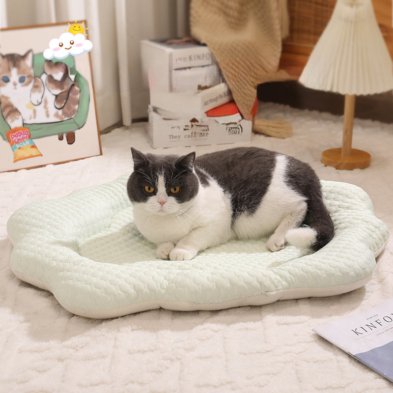 KFX-9788989 Pet Cooling Sleeping Mat for Cats and Dogs - Soft Sponge and PP Cotton Fabric - 70x55CM Size