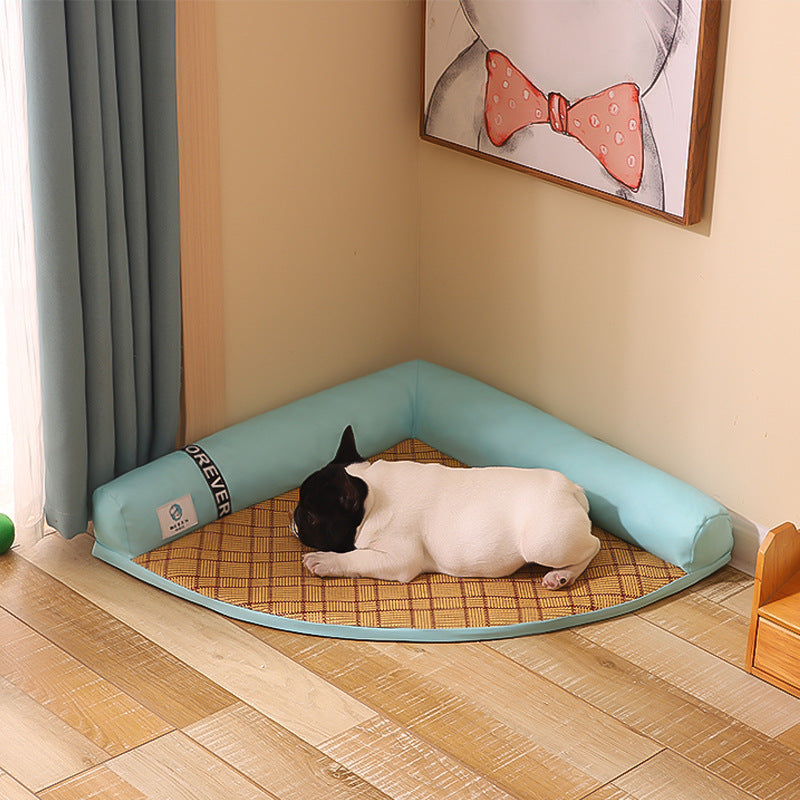 KFX-9792957 Cooling Pet Bed with Bamboo Fiber - Triangular Design for Dogs and Cats, Comfortable Summer Sleeping Mat
