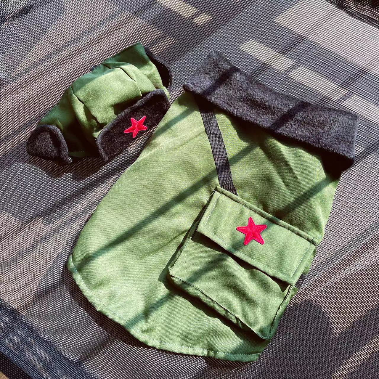 KFX-9808957 Cotton Thickened Pet Outfit with Hat for Dogs and Cats in Green