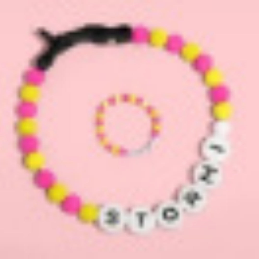 KFX-9828285 Personalized Beaded Dog Collar and Bracelet Set with Custom Name and Pearl Design
