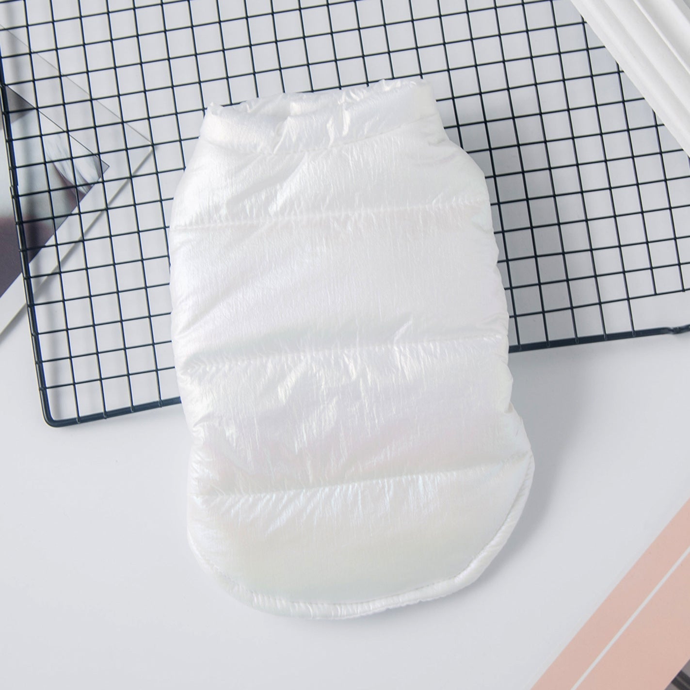 KFX-9835837 Laser Glossy Pet Coat Vest for Autumn and Winter - Available in Pink and White, Sizes XS to XXL