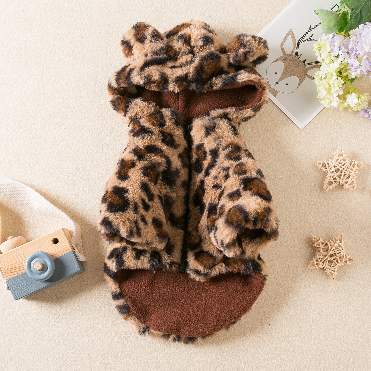 KFX-9851069 Leopard Print Dog Clothes for Autumn and Winter - Stylish Pet Apparel in Pink and Brown