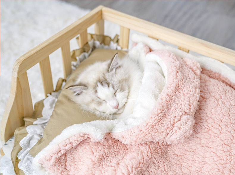 KFX-9870525 Cozy Bear Cloak Blanket for Dogs and Cats in Multiple Colors