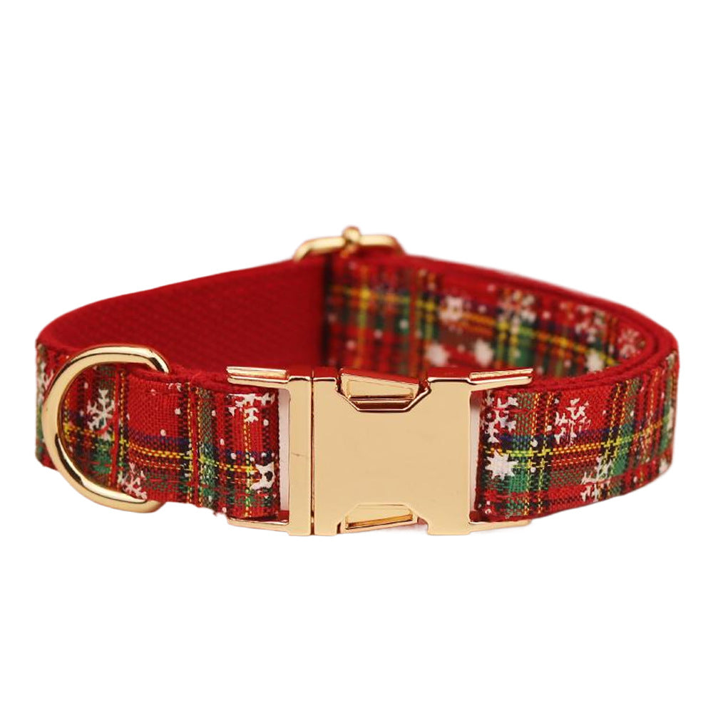 KFX-9919677 Red Snowflake Christmas Pet Collar and Leash Set with Bow and Flowers