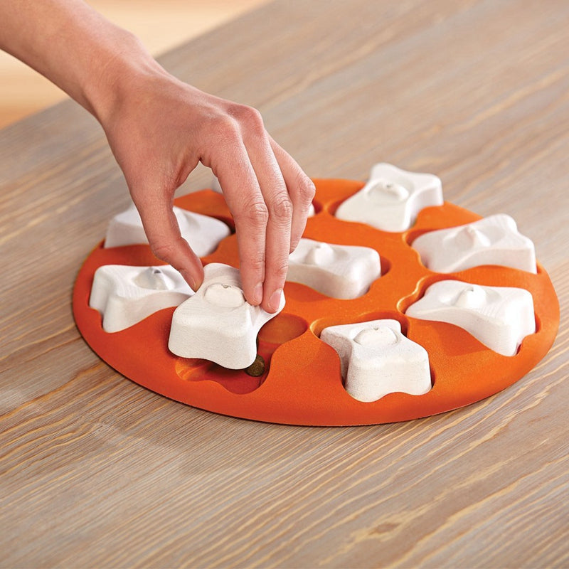KFX-9963325 Educational Leak-Resistant Food Toy for Pets in Orange and White, Durable Plastic Design