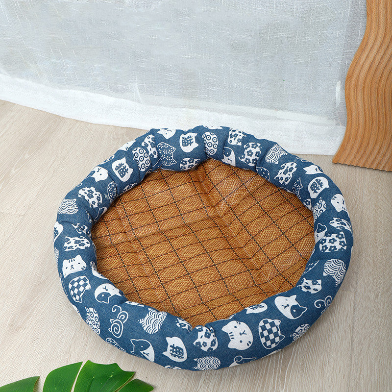 KFX-9972285 Fashionable Breathable Pet Kennel - Stylish Minimalist Design in White and Blue Cat Prints, Multiple Sizes Available